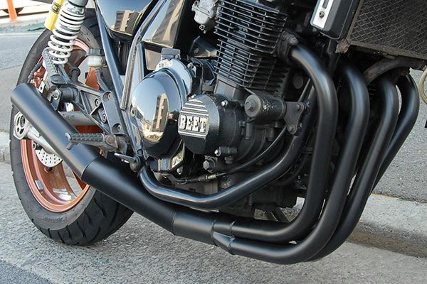 ZRX400/2イカシタショート管ZZYA管(ジーヤ管)ブラック