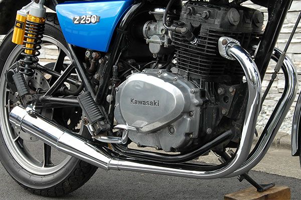 z250ft ウンバー菅？ ゼットファーザー送料込み16万でどうでしょうか ...