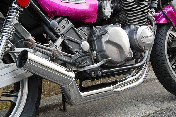 ゼファー400/χ80φ極太マフラーバズー管メッキ