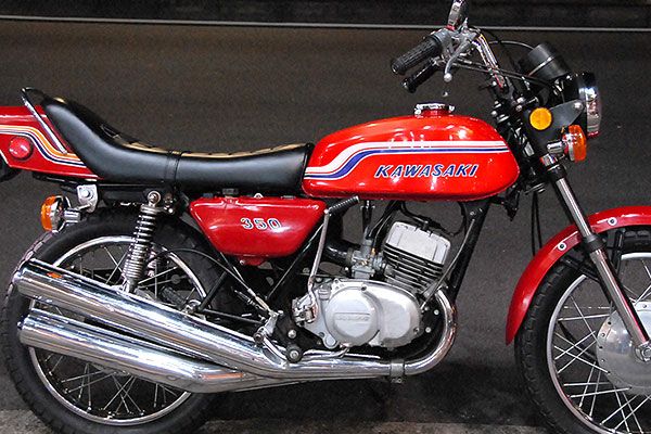 マッハ250/350SS初期(71年～72年)ノーマルタイプアンコ抜きシート