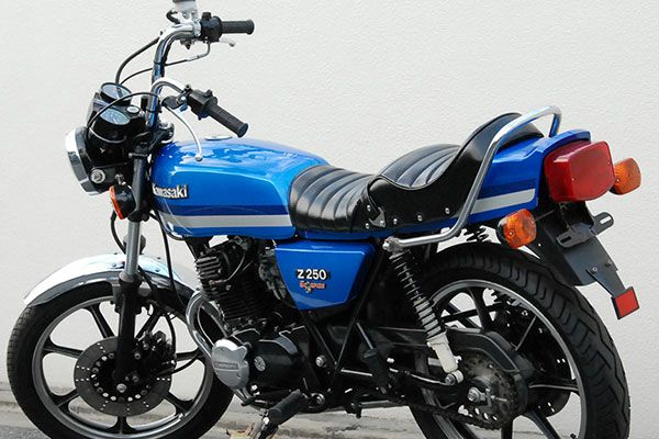 Z400FX/Z250FT用メッキタンデムバー