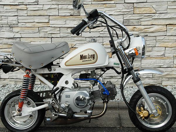 バイクハンドル　ファンキーモンキーバーゲラッチョマーシャ