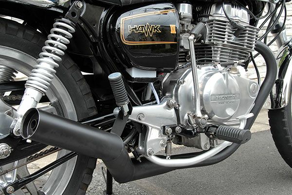 ホーク2　250/400ccイカシタショート管ZZYA管(ジーヤ管)ブラック