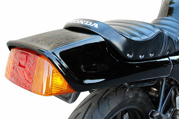 クーポン対象外】 RZ250/350用 ハネタイプテールカウル 新品 国内生産