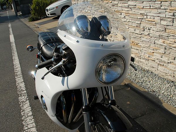 マモラフルカウル