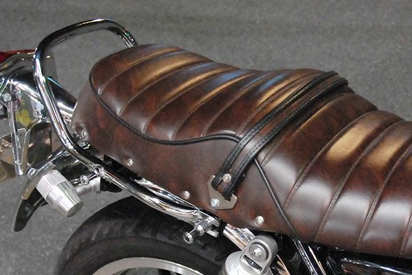 CB1100タックロールシート | 旧車バイクカスタムパーツのゼット 