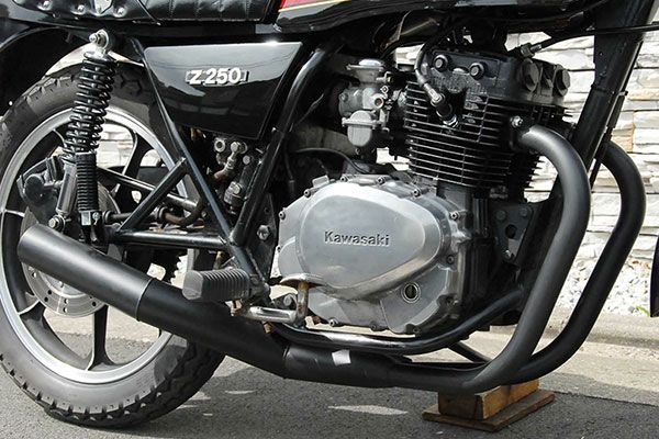 Z250FTイカシタショート管ZZYA管(ジーヤ管)ブラック