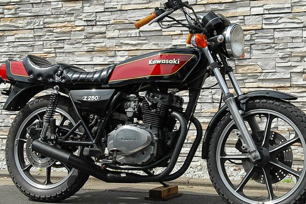 Z250FTイカシタショート管ZZYA管(ジーヤ管)ブラック