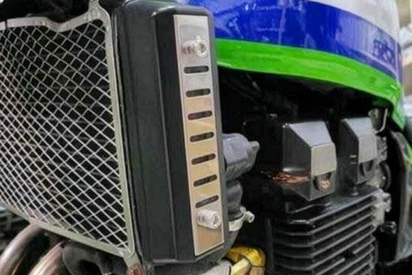 ZRX400/2用ラジエターサイドカバー【左右SET】
